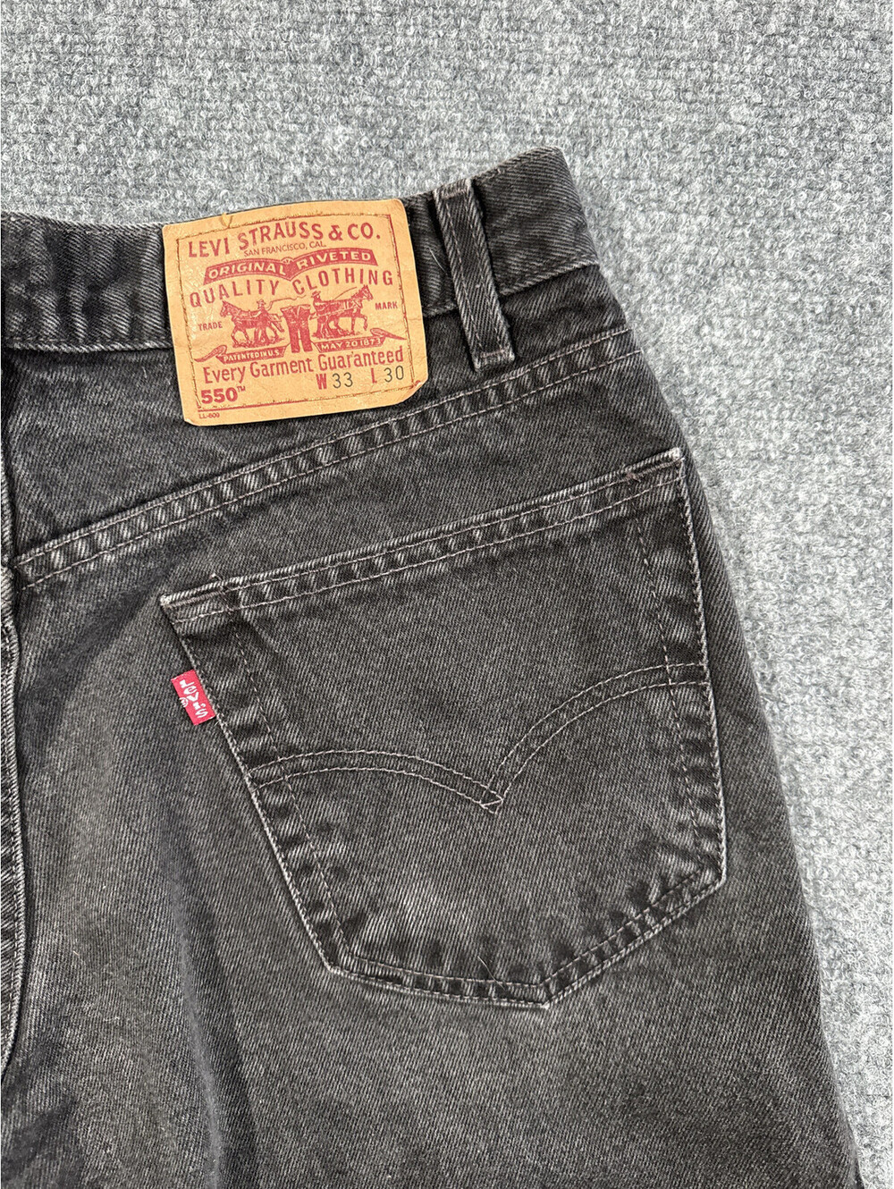 Vintage 90s Levi's 550 Relaxed Fit Jeans - Picture 7 of 11